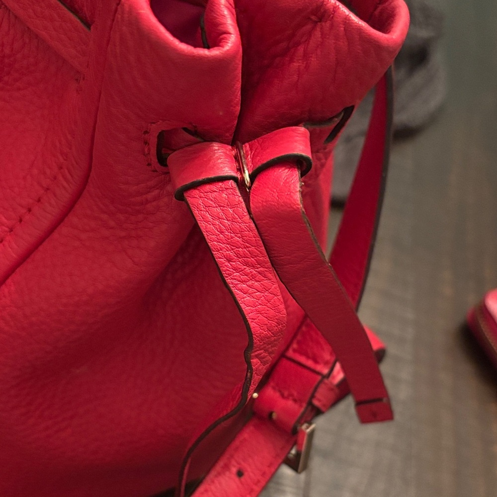 Kate Spade Vibrant Red Bucket Bag and Wallet Set - Picture 6 of 16